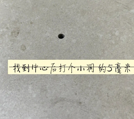 玉屏瓷砖空鼓维修公司专业解答在瓷砖铺贴过程中，如果砂料搅拌不均匀，将会带来以下问题
